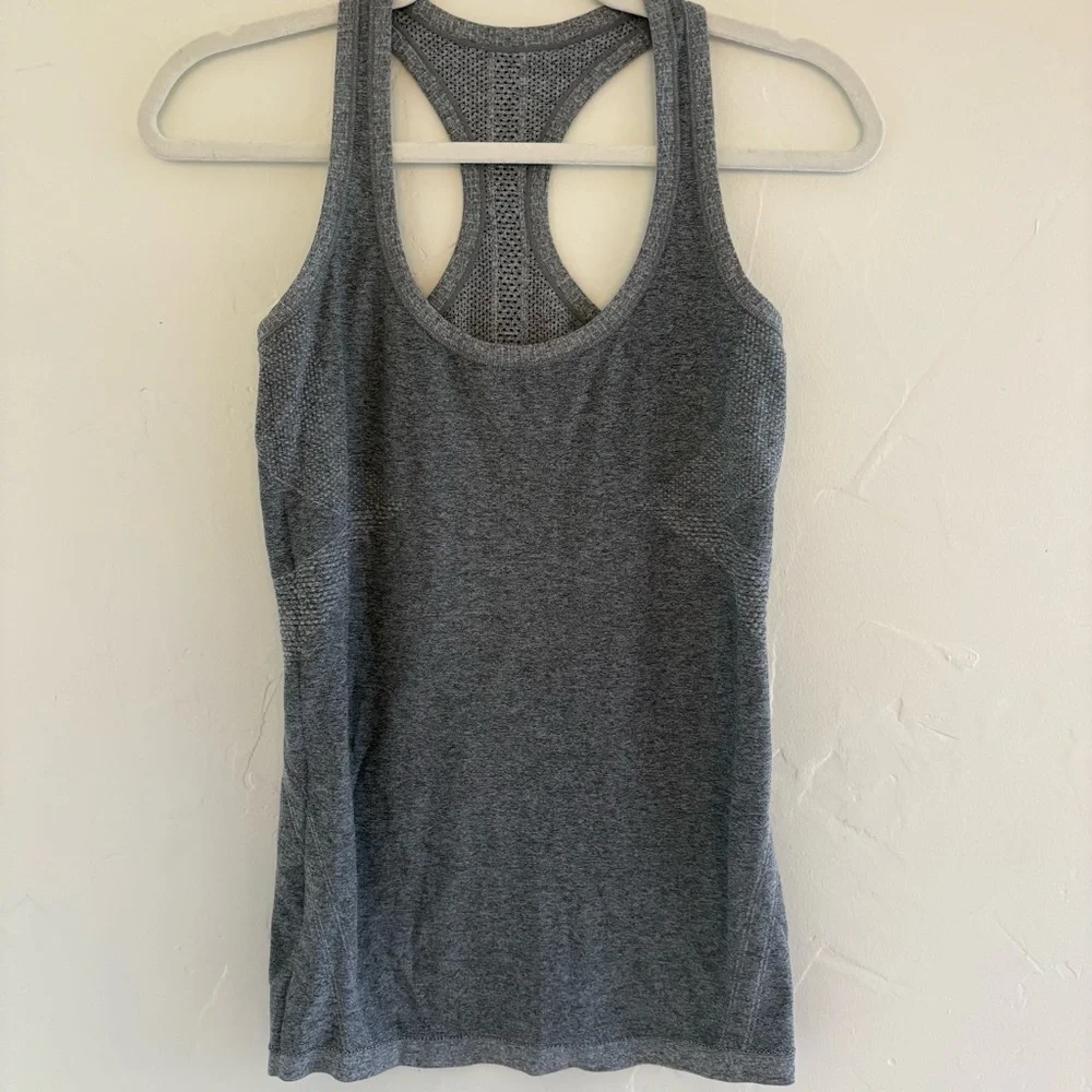 New Balance Womens Grey Racerback Tank Top Activewear Workout Shirt Size Medium